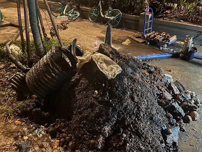 石景山本地下水道疏通师傅，不通不收费【距您500米】
